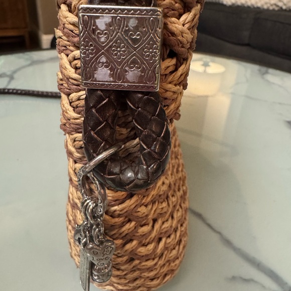 Brighton woven straw crossbody bag. - Picture 5 of 10